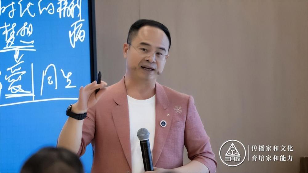 2043年今晚香港特马揭秘，理性购彩，享受游戏乐趣2024今晚香港开特马开什么几号4月28