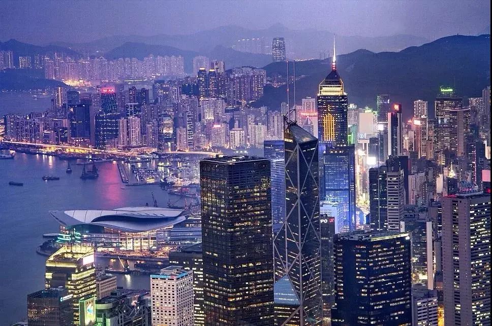 2043年，今晚香港特马揭秘—一场科技与传统的奇妙碰撞2024今晚香港开特马开什么六期一
