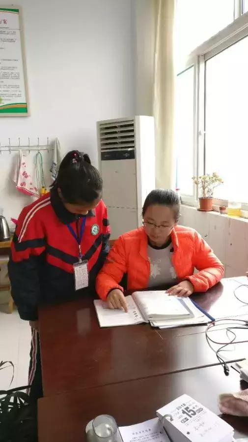 ）迷途的灯塔，解读‘准’背后的科学逻辑和谨慎态度 在彩票、预测等充满不确定性的领域里，总有一些名字被赋予了神秘色彩，strong>黄 大黄大仙六肖期期100/100准